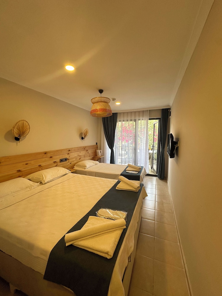 Comfort Triple Room, Multiple Beds, Non Smoking, Garden View