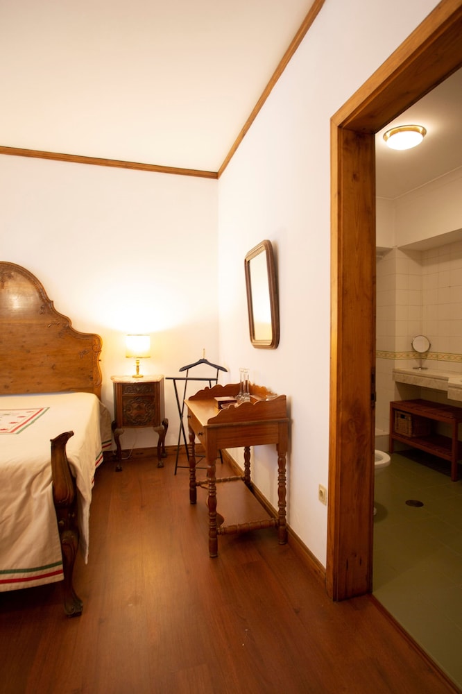 Standard Double Or Twin Room photo 3
