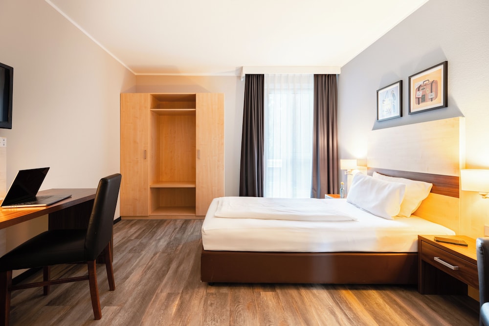 Standard Room, 2 Twin Beds - Photo 3