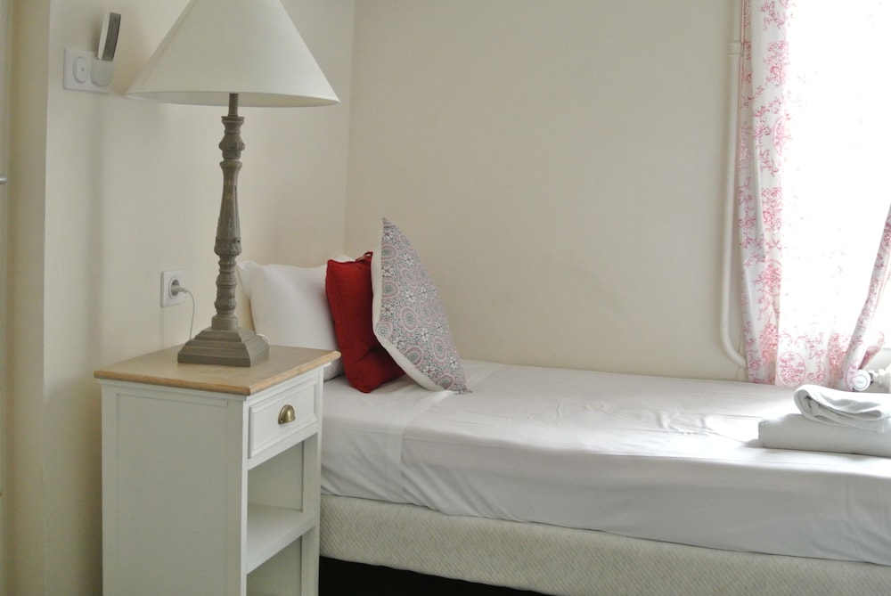 Comfort Triple Room (avec bain) photo 2