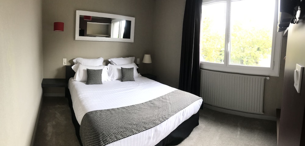 Comfort Suite - Photo 1