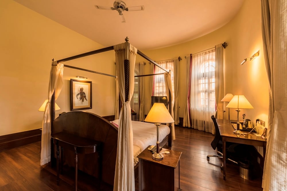 Heritage King Garden View Room with Balcony photo 2