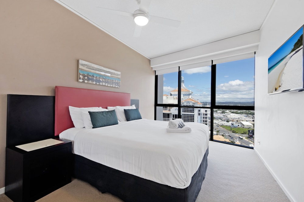 Apartment, 2 Bedrooms - Photo 44