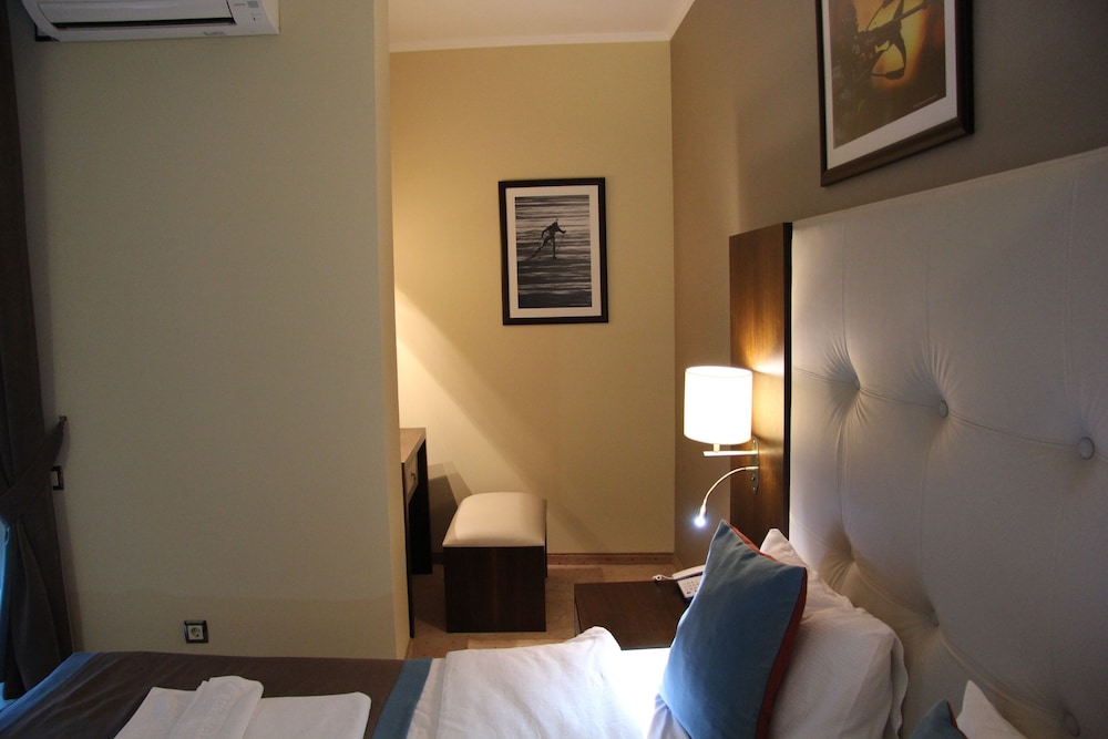 Standard Room photo 3