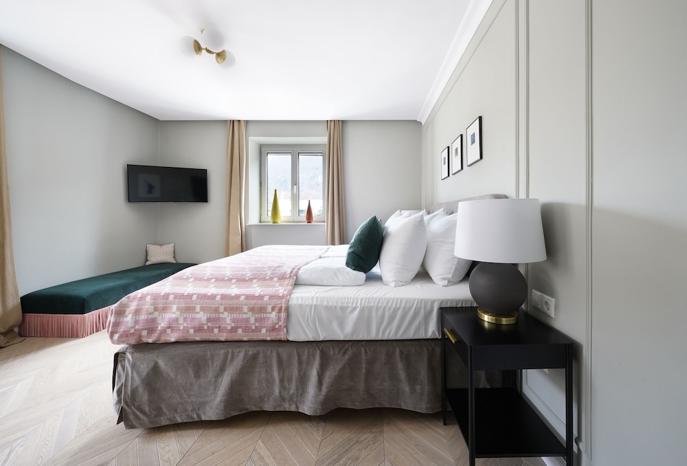 Medium Room - Photo 7