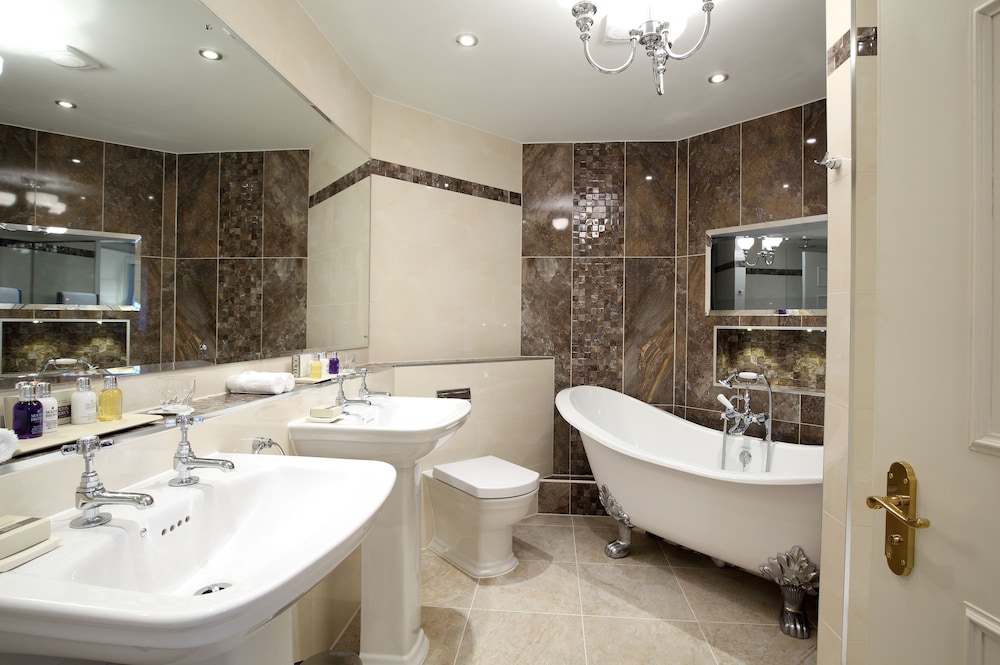 Superior Suite, 1 Double Bed (The Belgrave and Cavendish Suites) - Photo 7