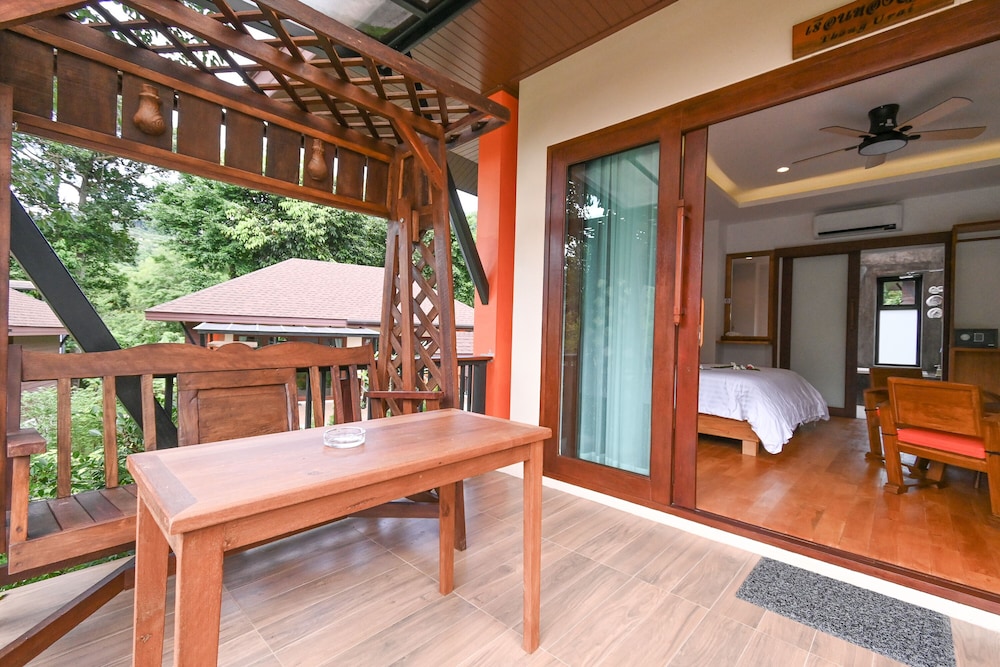 2 Bedroom Bathtub Villa Garden View - Photo 13