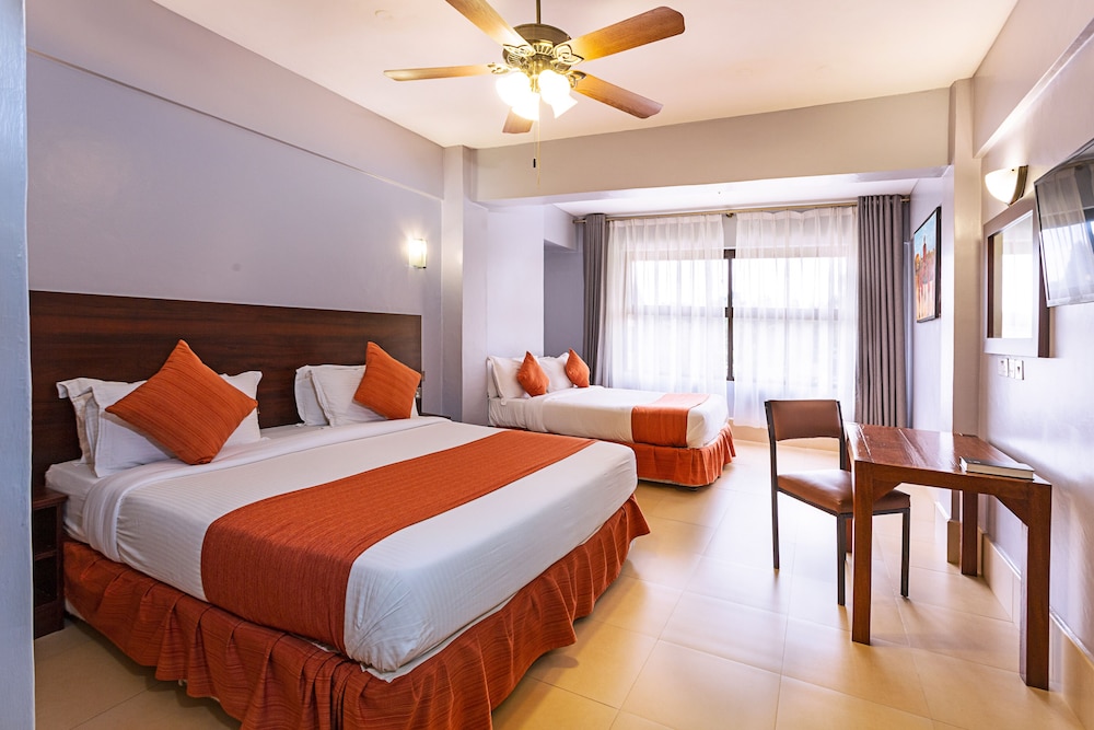 Deluxe Double Room, 2 Queen Beds photo 1