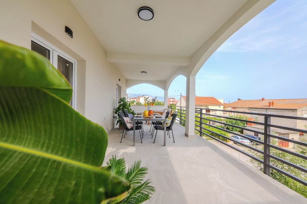 Apartment, 2 Bedrooms, Sea View