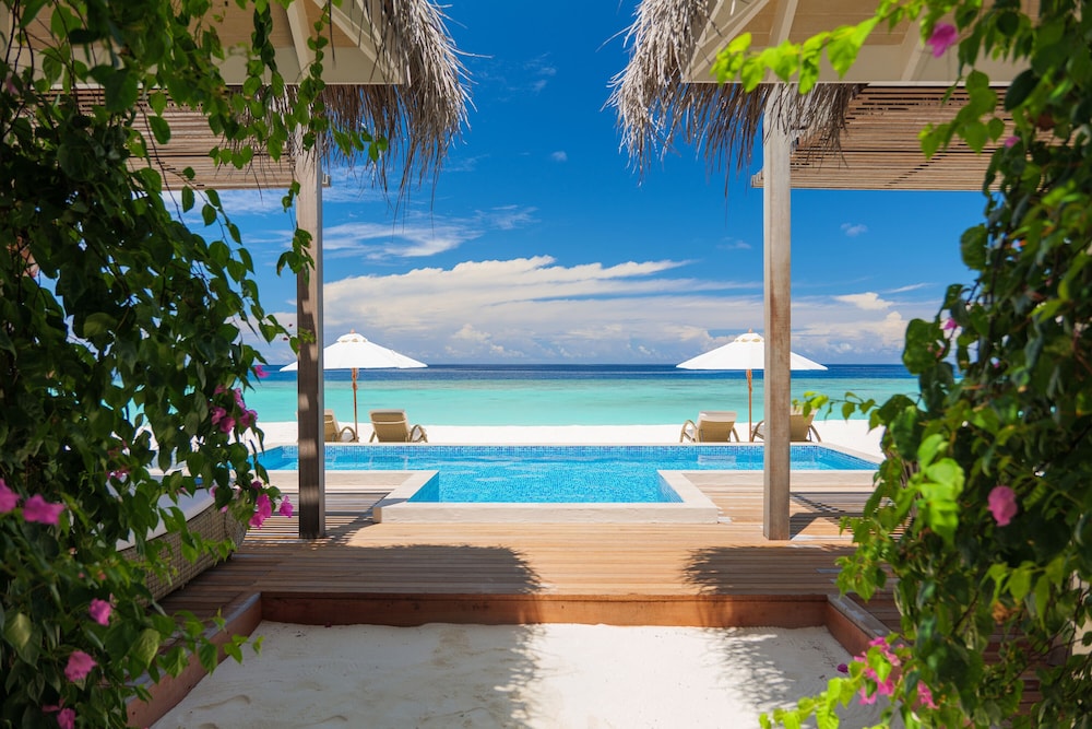 Two Bedrooms Family Beach Villa with Pool