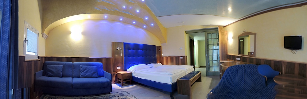 Junior Suite photo 1