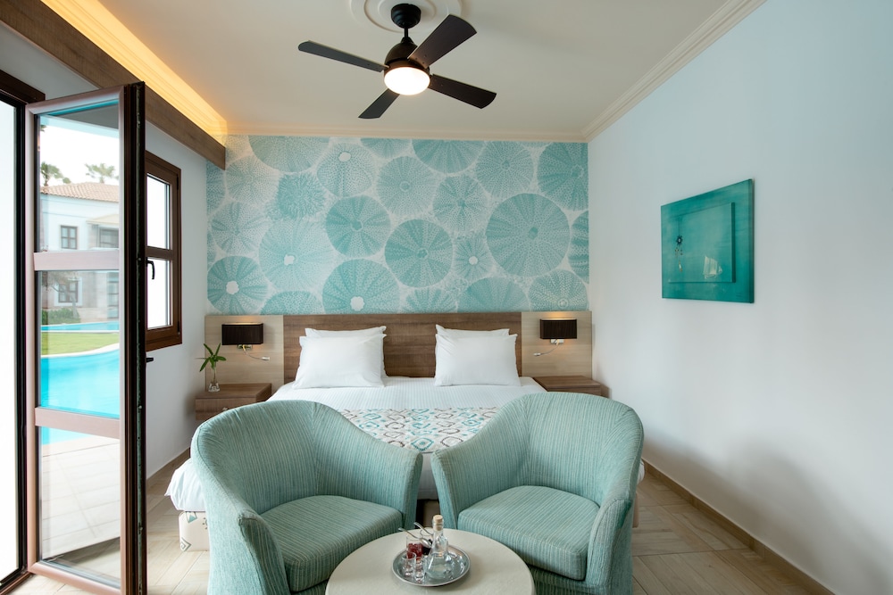 Double Bungalow VIP Premium Sharing Pool - Photo 2
