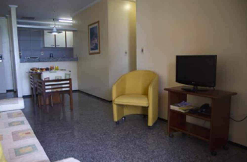 Apartment, 2 Bedrooms - Photo 10