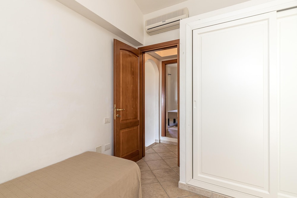 Family Villa, Multiple Bedrooms (Villetta Franca 100m From The Beach) photo 2