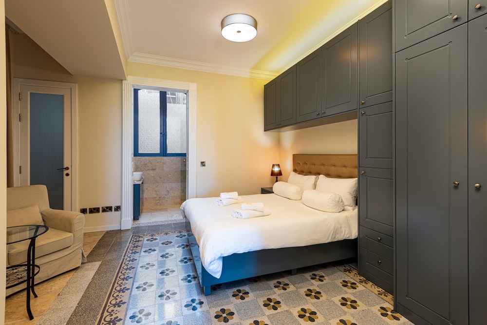 Deluxe Apartment, 2 Bedrooms, Partial Sea View (Marble)