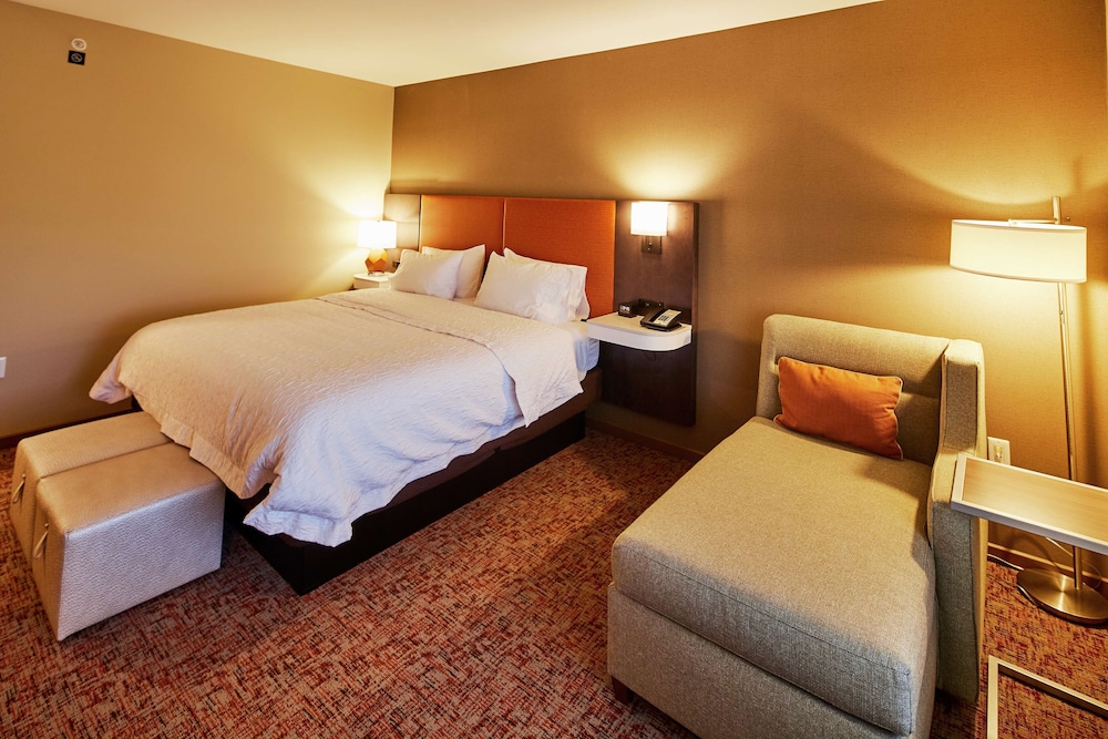 Room, 1 King Bed, Accessible, Bathtub photo 2
