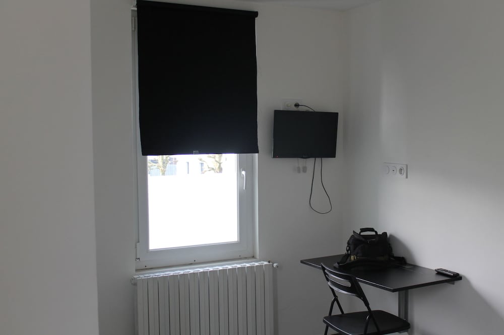 Double Room, Ensuite, City View photo 2