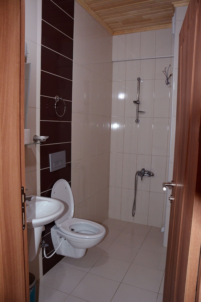 Basic Room photo 2