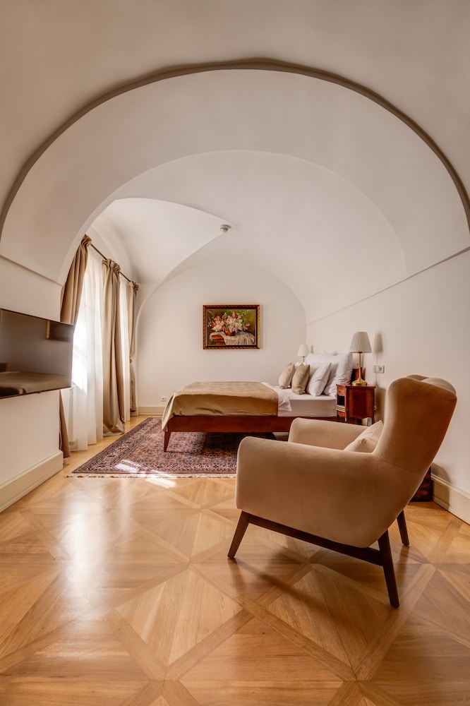 Deluxe Suite, 2 Bedrooms