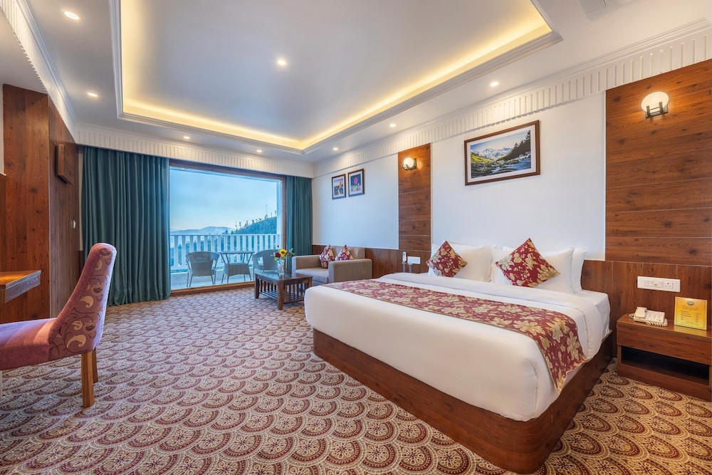Superior Room, Balcony, Valley View