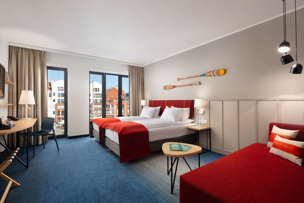 Premium Room, 2 Twin Beds, River View - Photo 9