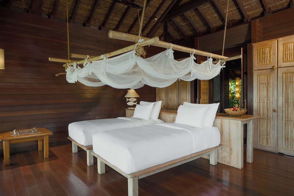 Hideaway Four Bedroom Pool Villa photo 3
