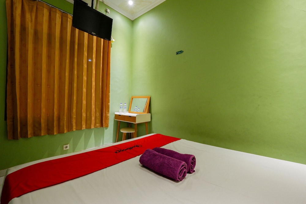 Economy Double Room photo 2