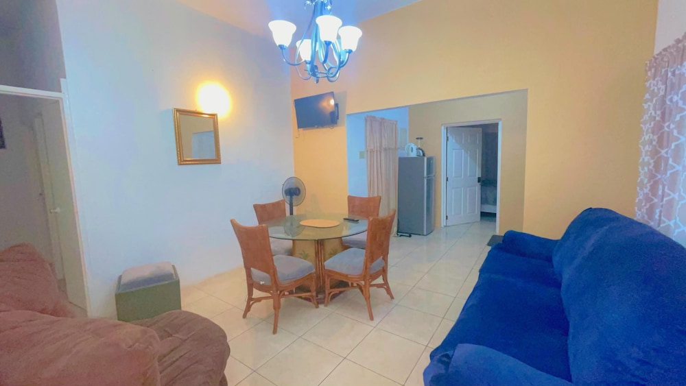 Family Apartment, 2 Bedrooms, Garden View photo 1