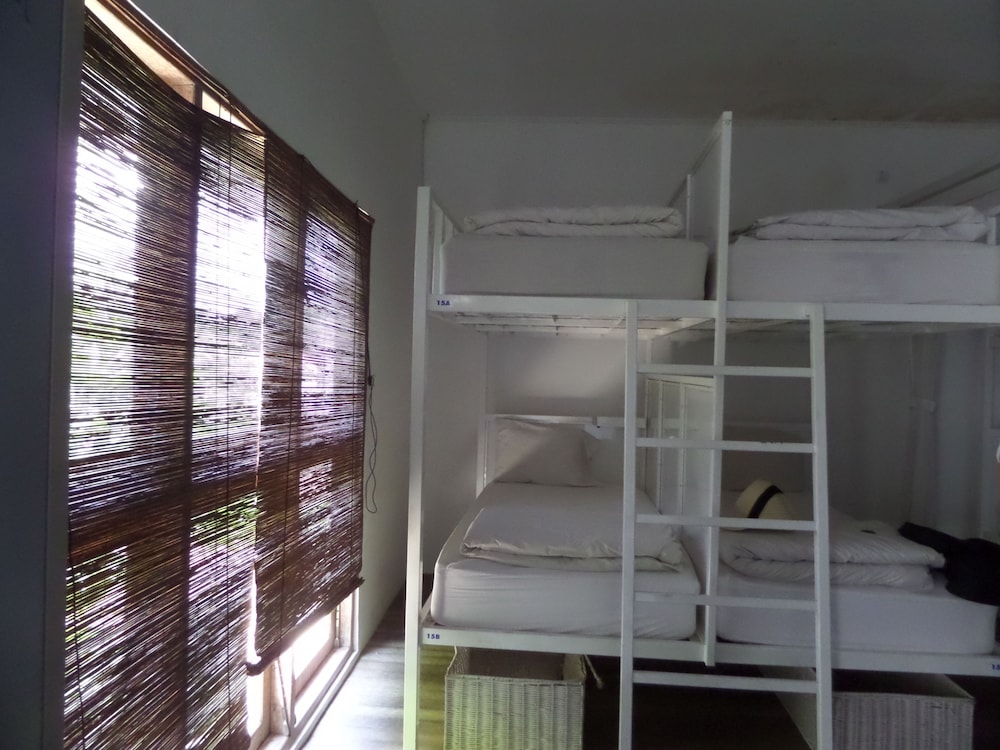 Standard Shared Dormitory, Non Smoking (Private 4 Beds Dorm) photo 2