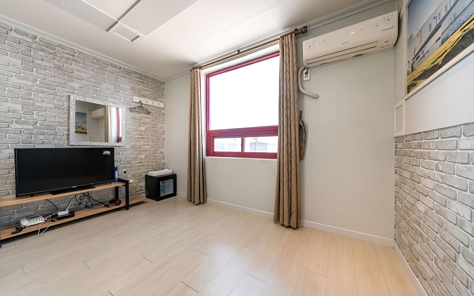 Room (On-dol) - Photo 3