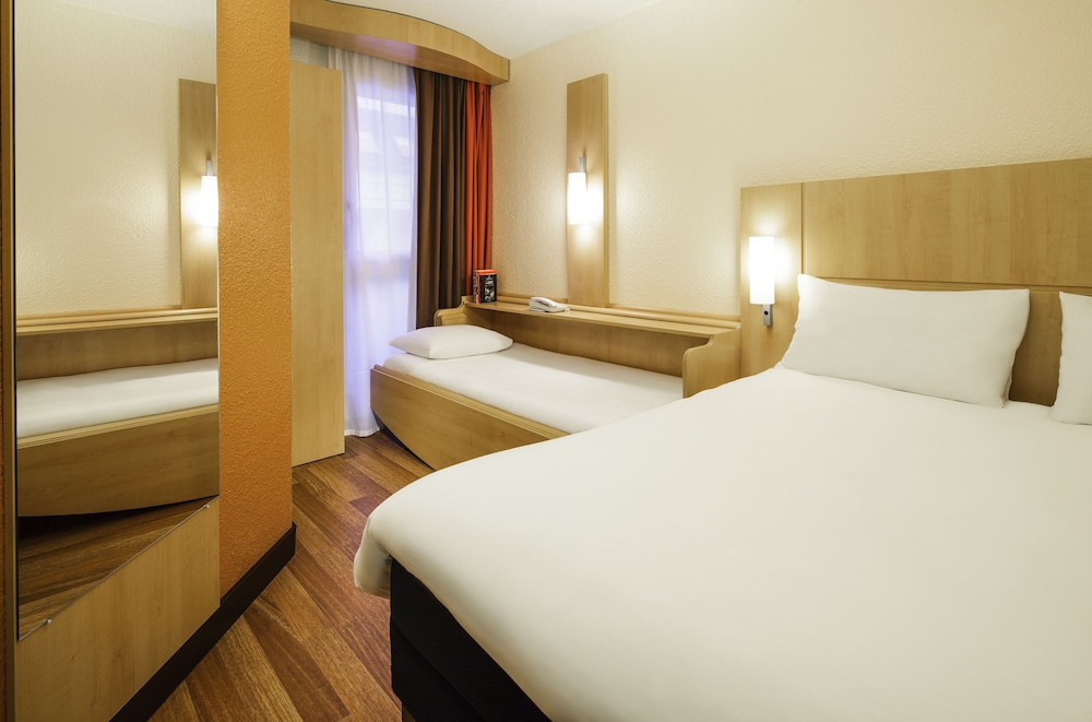 Standard Room, Multiple Beds