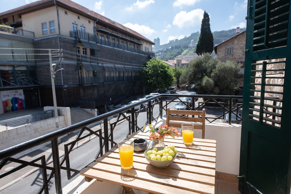 Apartment, 2 Bedrooms, Balcony photo 1