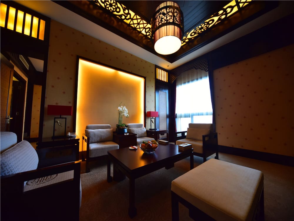 Private Suite photo 3