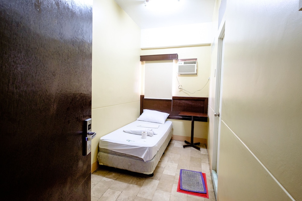 Standard Twin Room photo 2