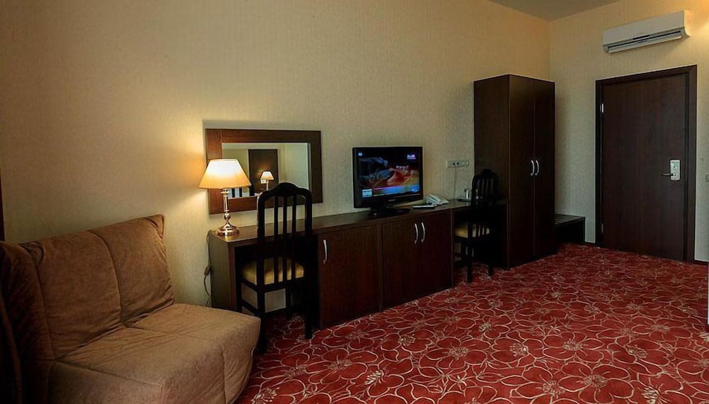 Standard Double Room, Balcony photo 3