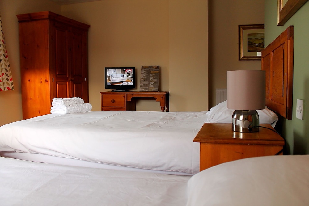 Standard Twin Room, 1 Bedroom photo 3