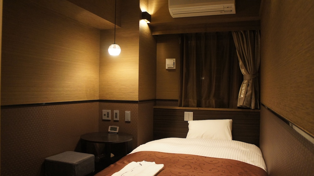 Semi Double Room (With a Shower room) photo 2