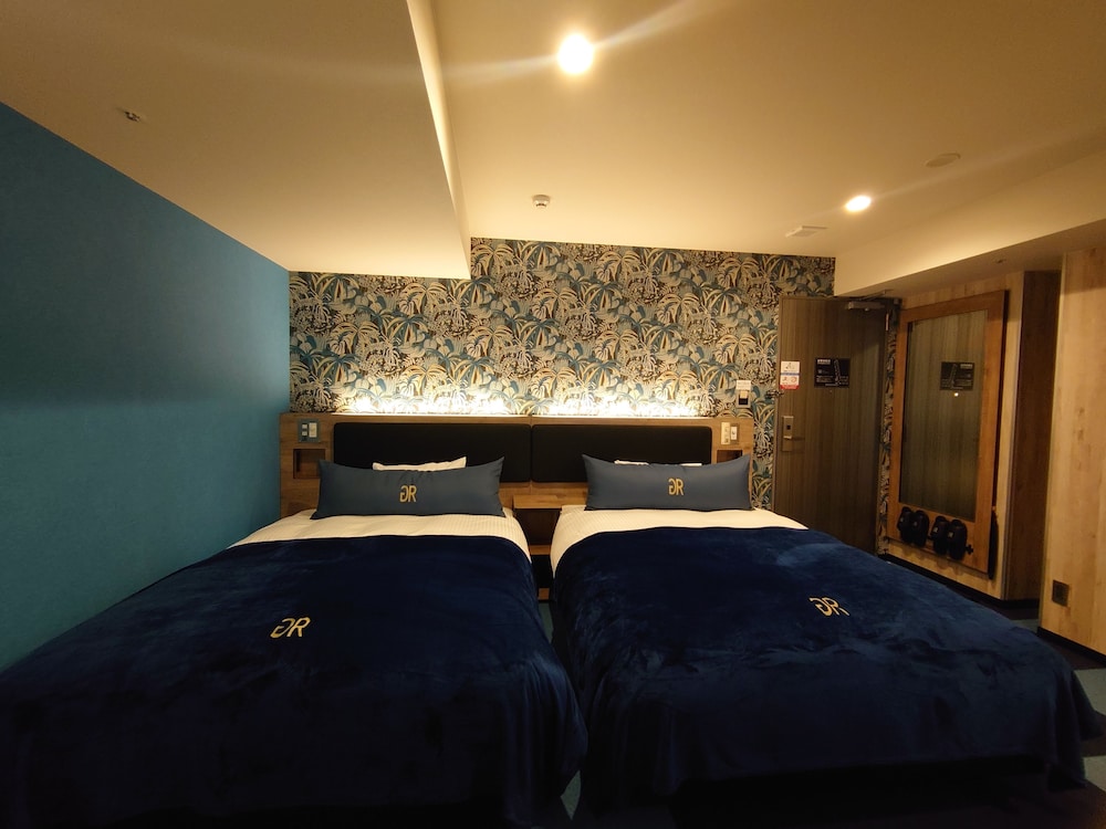 Premium Twin Room, 2 Double Beds, Non Smoking
