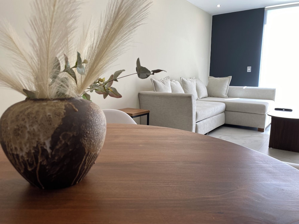 Design Apartment, 3 Bedrooms, Balcony, City View