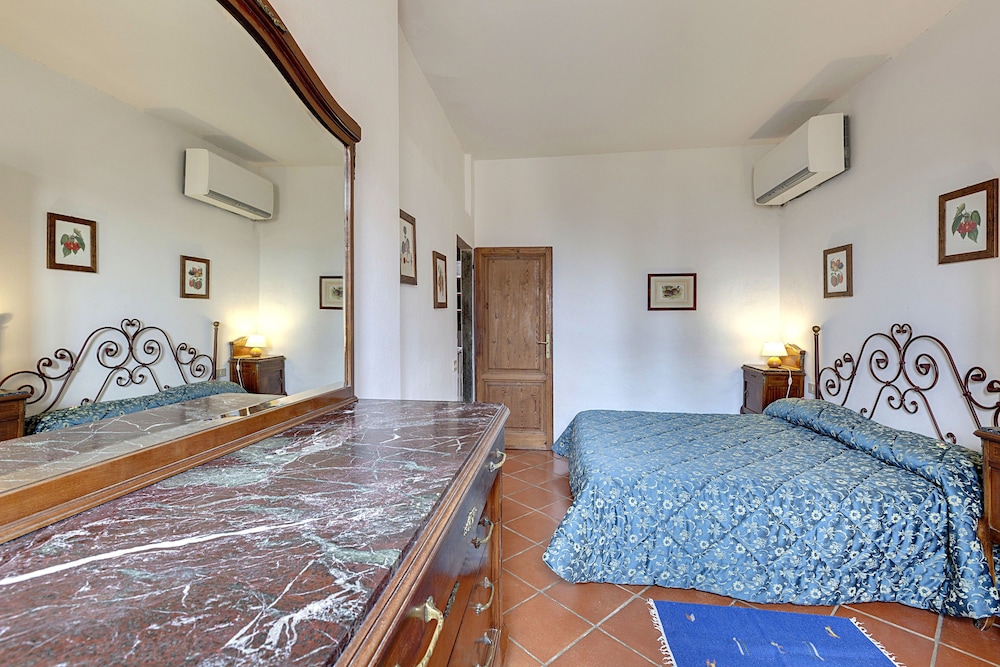Superior Apartment photo 2