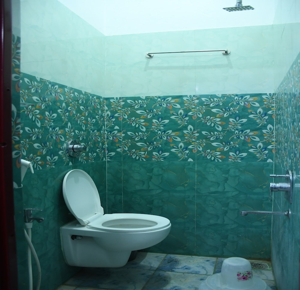 Standard Suite - Photo 2