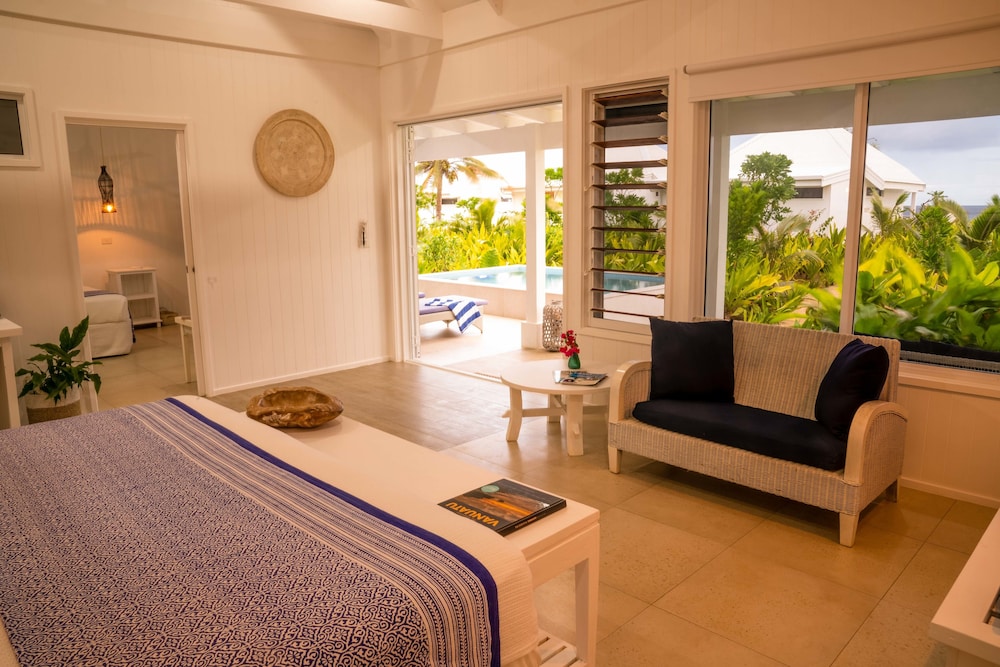 2 Bedroom Plunge Pool Villa photo 1