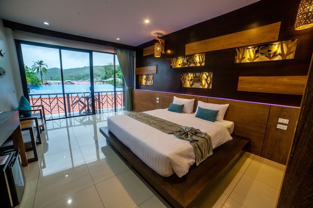 Deluxe Double or Twin Room photo 3