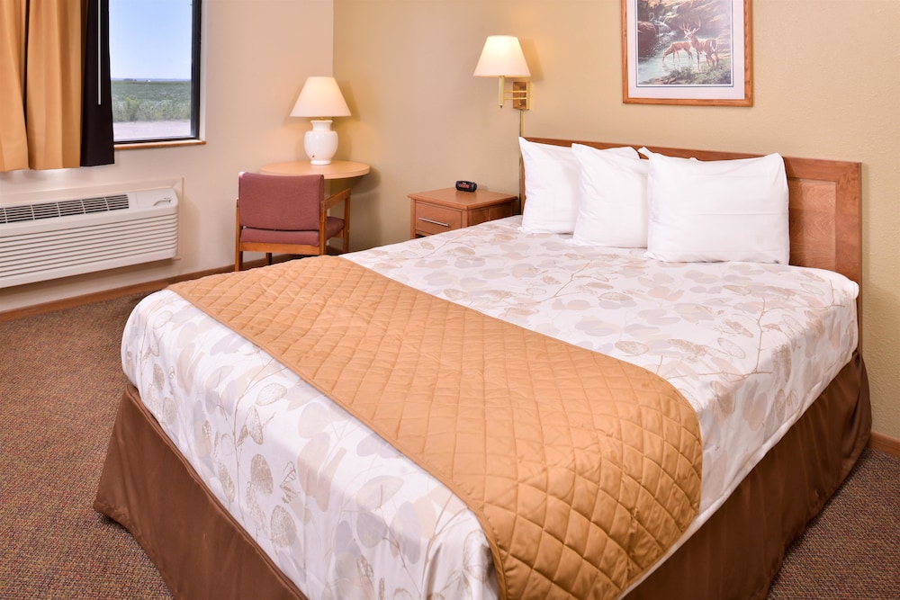 Room, 1 Queen Bed, Non Smoking (Pet Friendly) photo 3
