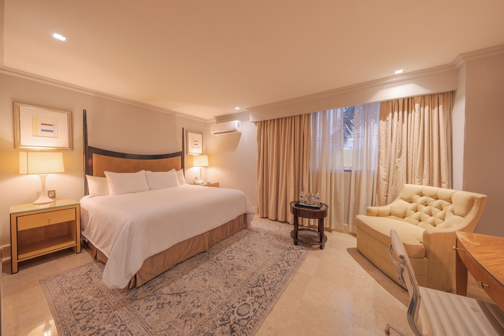 Executive Room photo 2