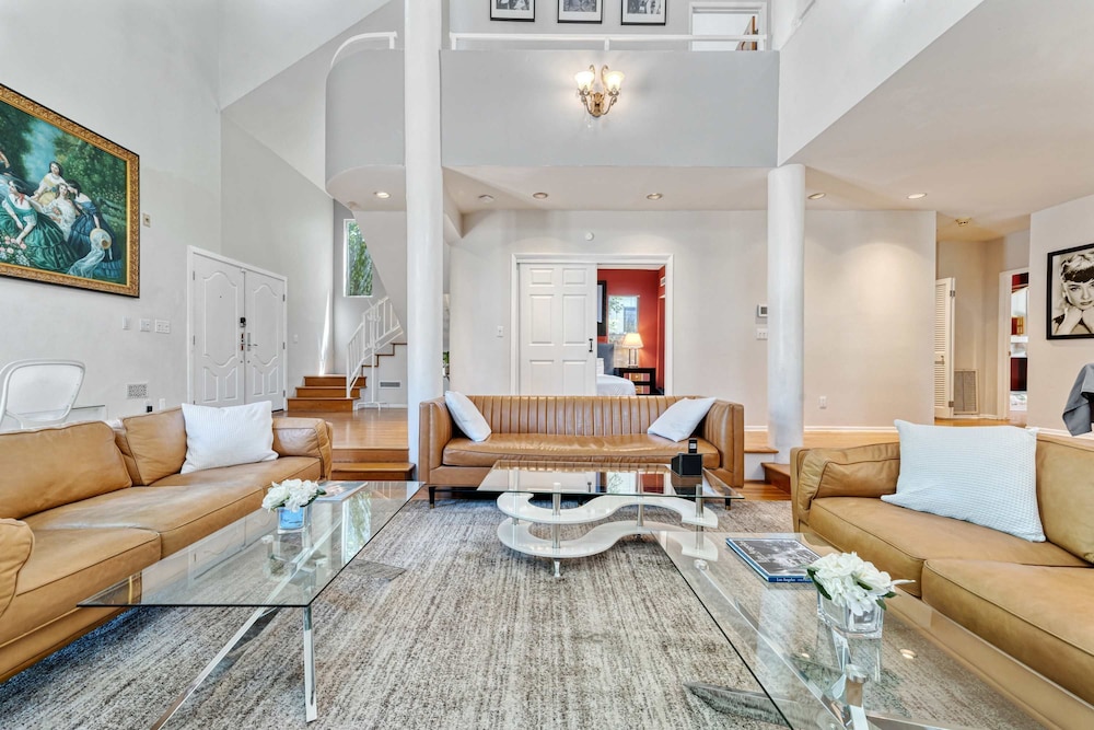 NEW - 1 Location-family-5br-yard-gym-parking, 사진 9