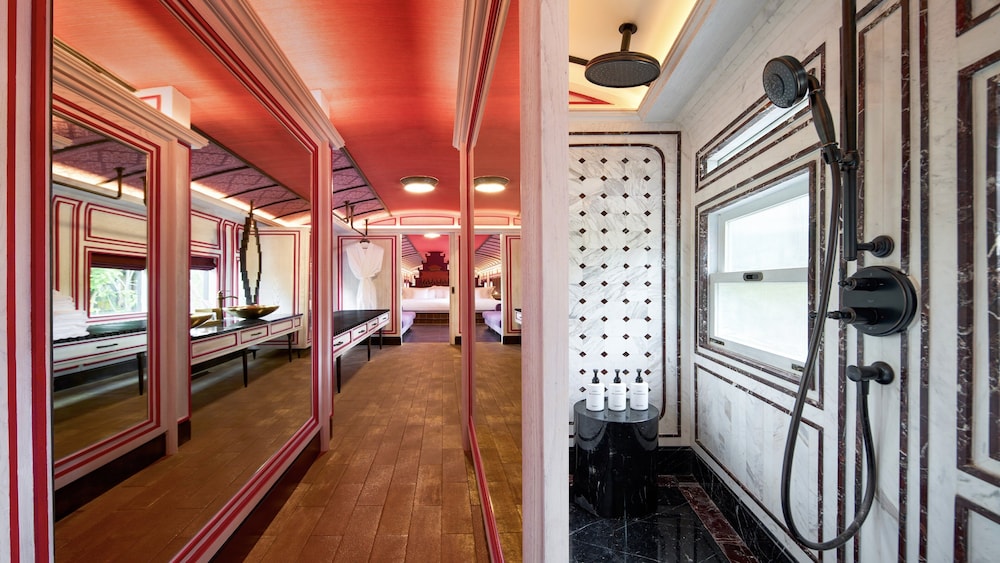 Villa, 1 Bedroom (Heritage Railcar, Pool) photo 2