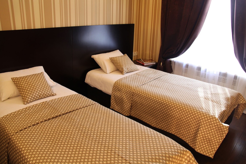 Standard Twin Room photo 2