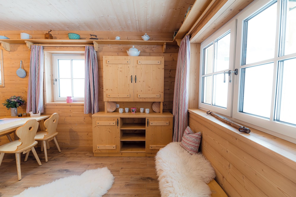 Family Chalet photo 3