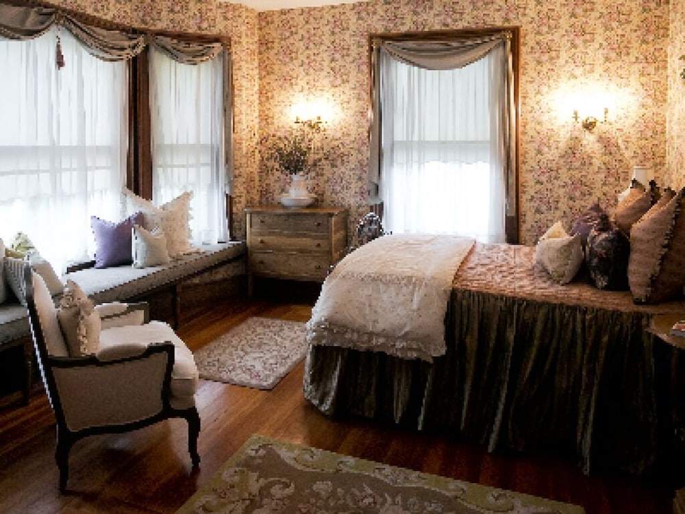 Standard Double Room, Ensuite (Hydrangea Suite) photo 2